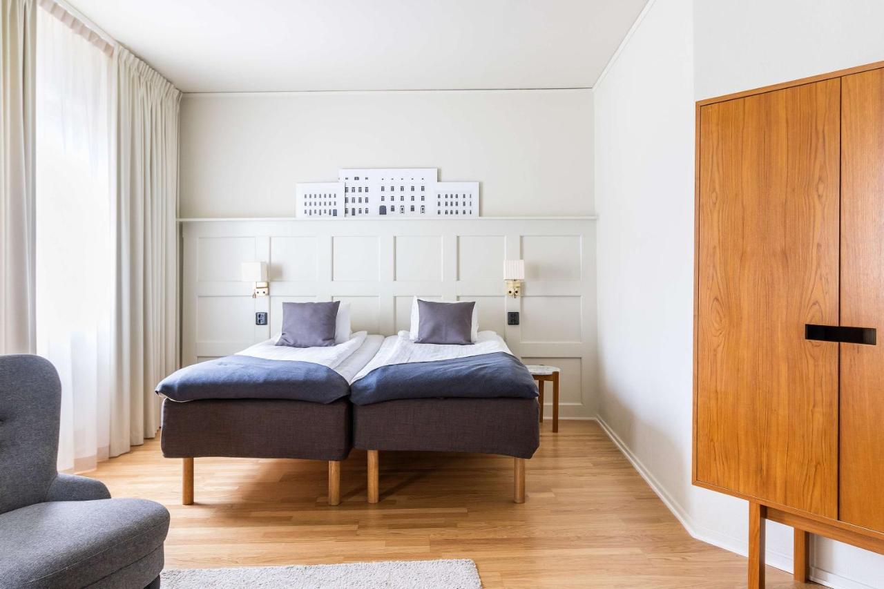 Western Baltic 4*